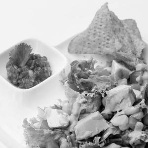 Mexican Avocado Salad With Grilled Chicken