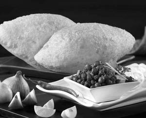 Chola Bhatura