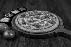 Tandoori Chicken Pizza