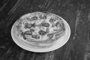 8" Caribbean Pizza