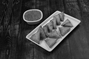 Makai Samosa