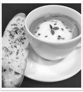 Fresh Mushroom With Thyme 
