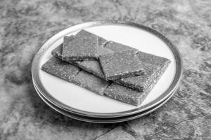 Crushed Peanut Chikki