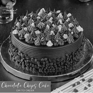 Premium Chocolate Chips Cake