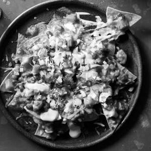 Nachos With Bean, Cheese And Salsa