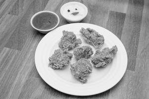 Chicken Nuggets (6 Pcs)