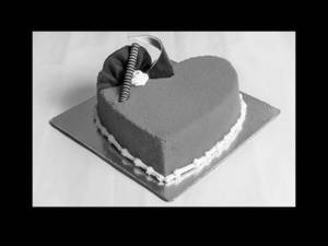Red Velvet Heart Cake - Eggless