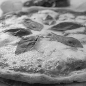Bloody Mary Margherita  Pizza [spicy San Marzano Tomato Sauce, Al Olio,basil, Herbs,cheese]