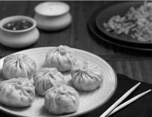 Veg Steamed  Momos (8 Pcs)