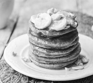 Classic Banana Caramel Pancakes
