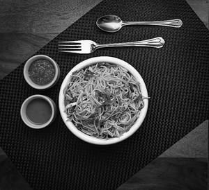 Veg Hakka Noodles