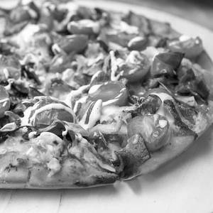 6" Chicken Italian Pizza