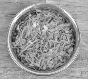 Schezwan Chicken Noodles