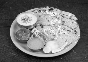 Paneer Paratha Combo