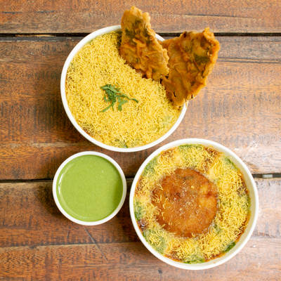 Triveni Terrace Cafe | Home delivery | Order online | Mandi House Mandi ...