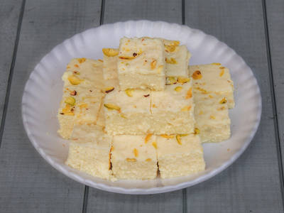 Order Food Online from Ruchi Sweets & Cake in Seva Kunj Road, Patna ...