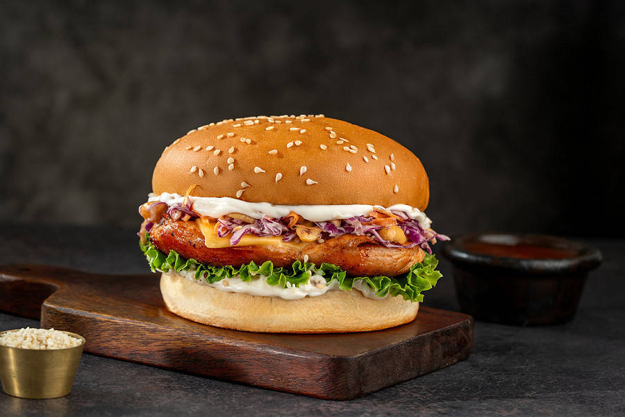 Order Food Online from Alpha Burgers in Commercial Complex, Delhi