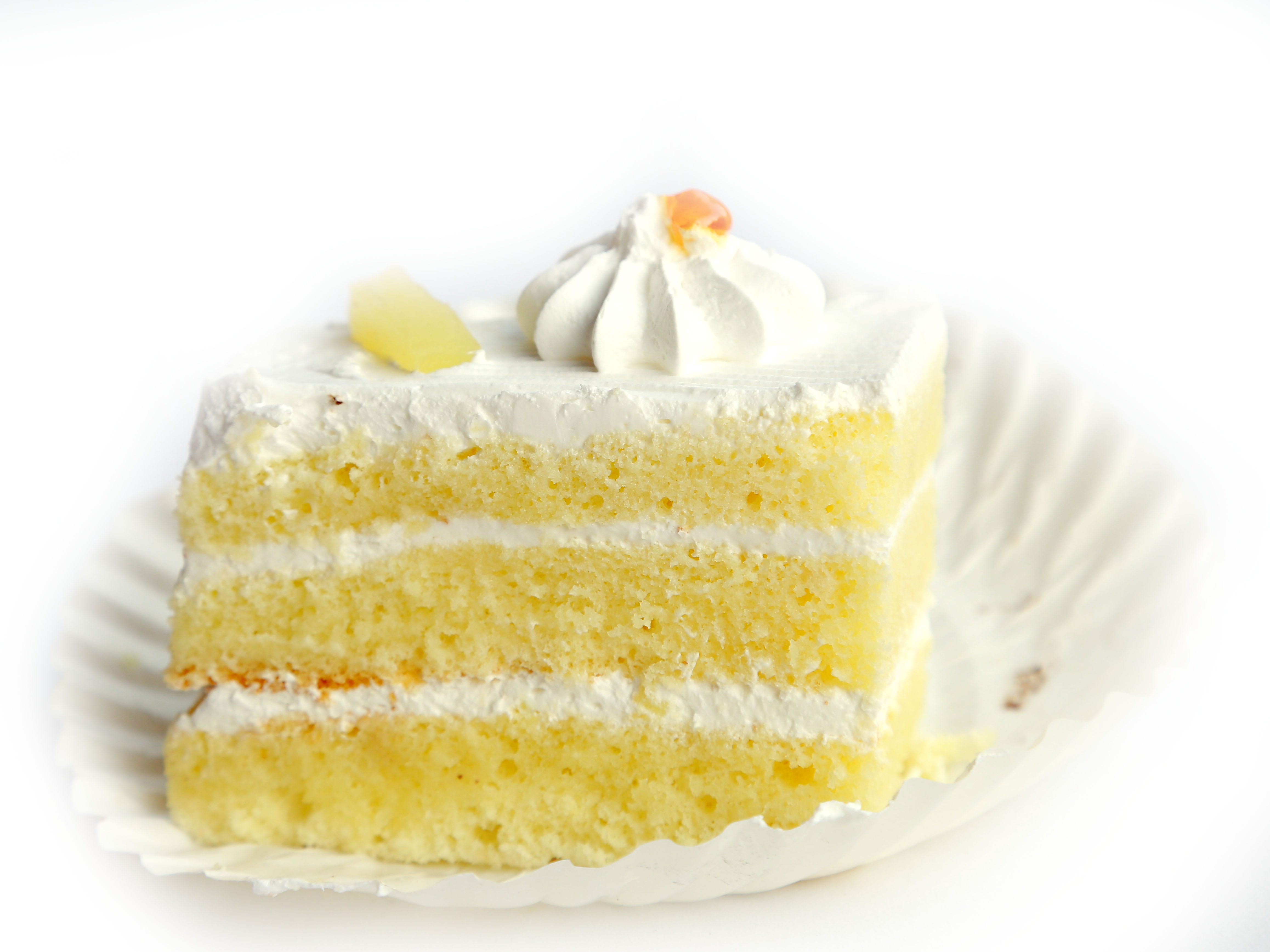 Yours Universe - Bakers & Cakes