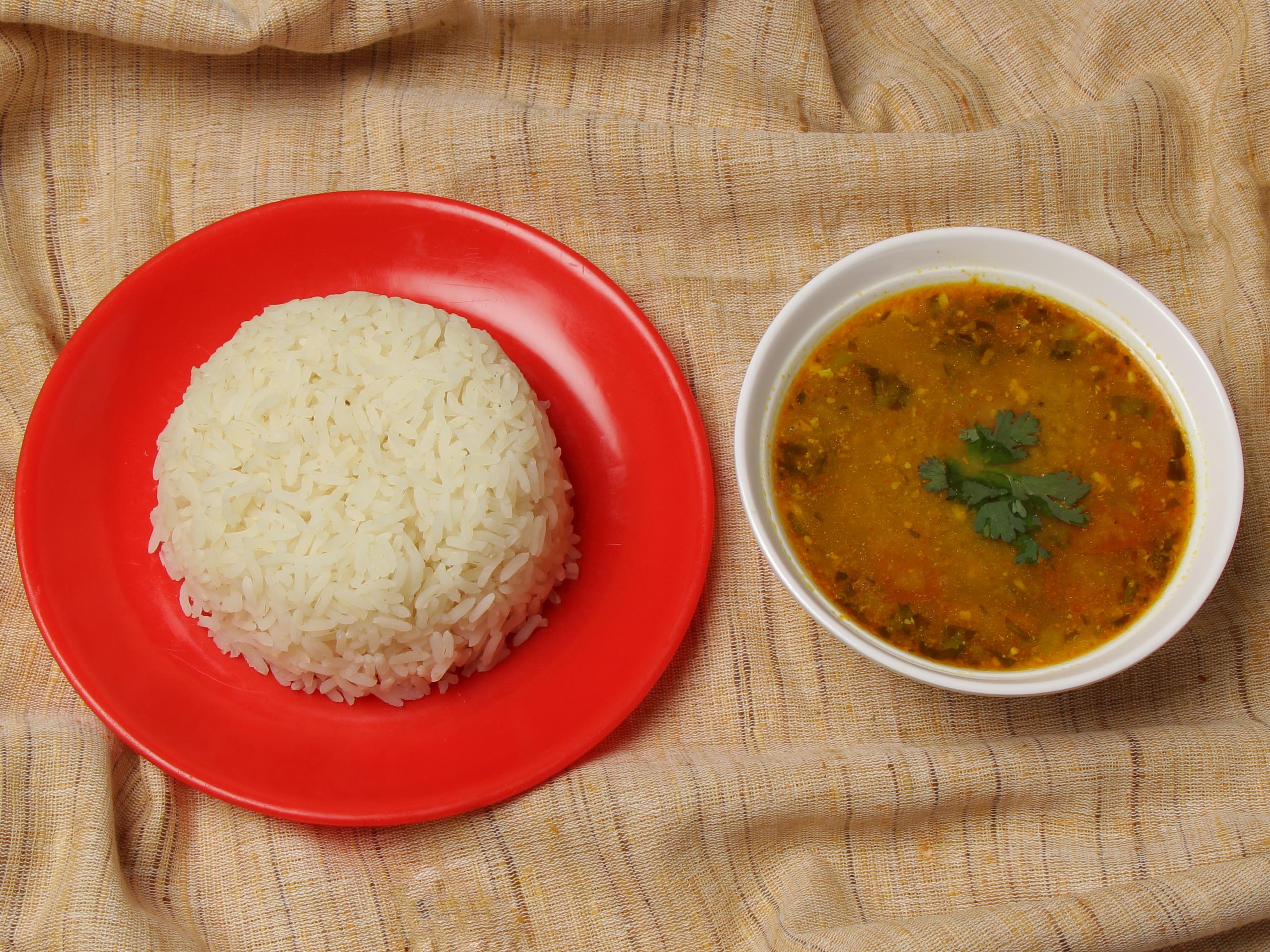 Om Sai Kathiyawadi Hotel