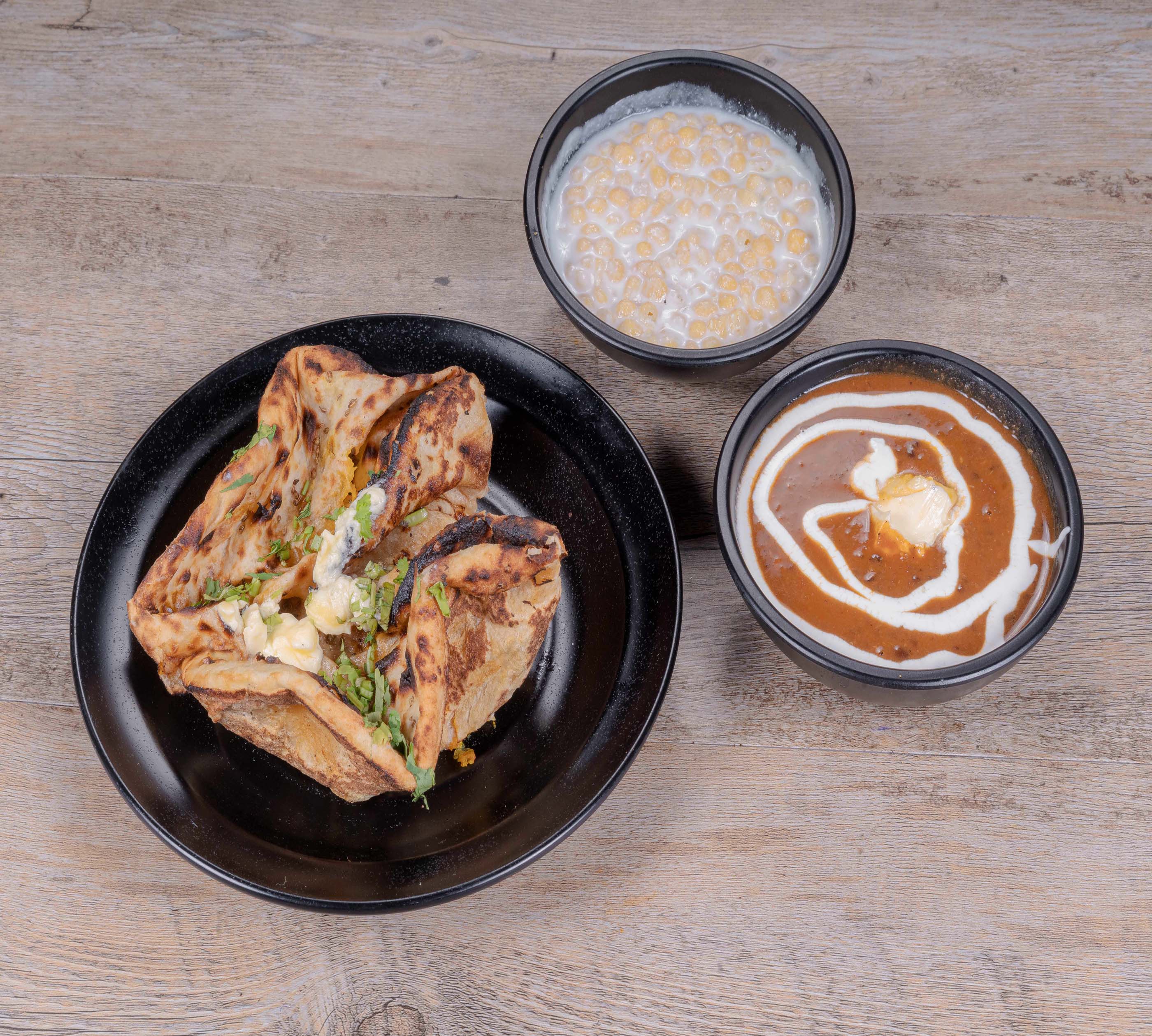 Delhiwale Bitoo Ji Ke Amritsari Chur Chur Naan Aur