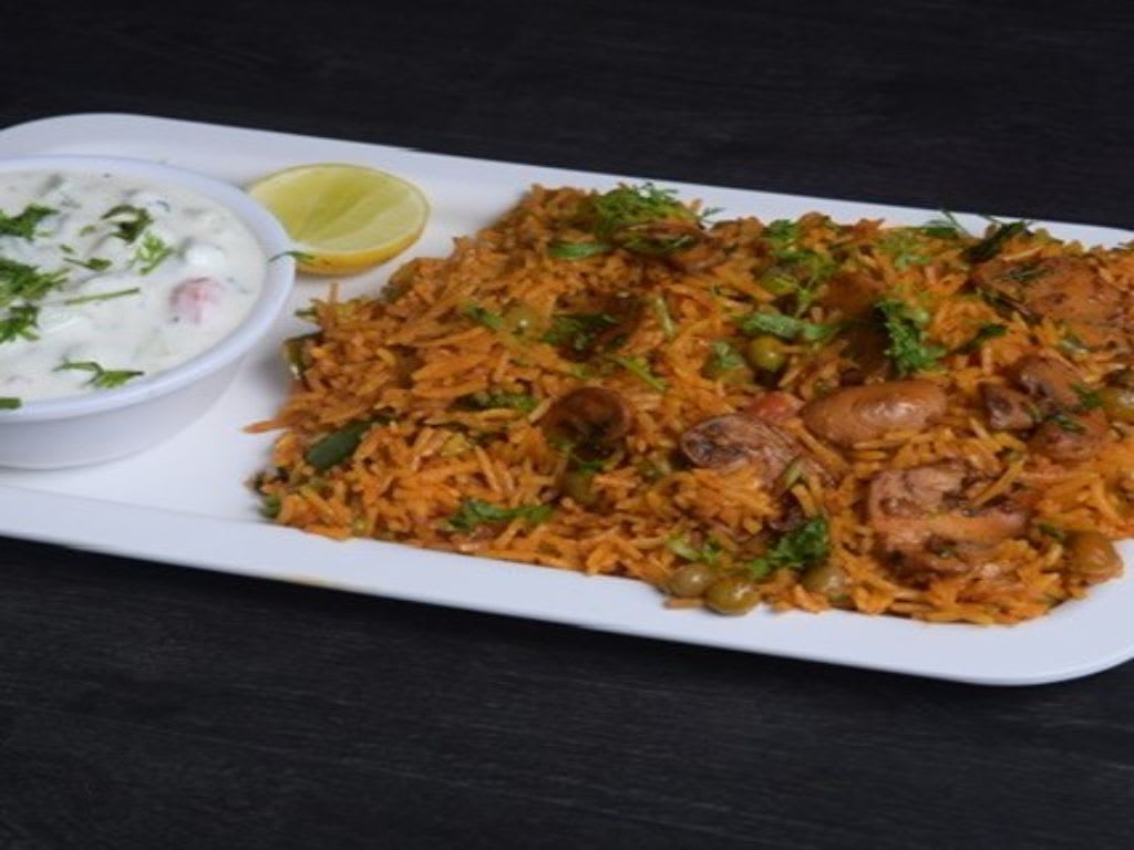 Padmavathi Restaurant (Non Veg)