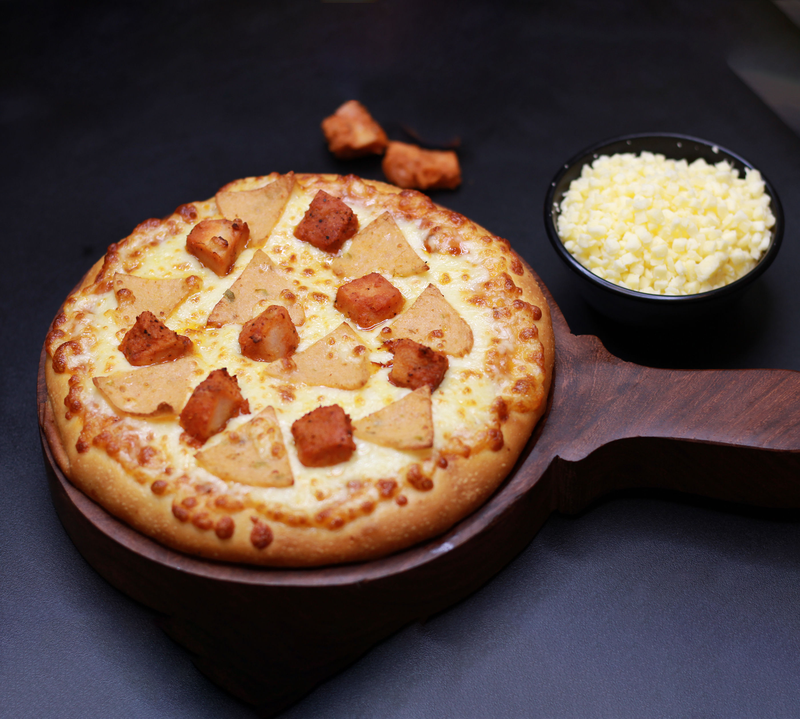 Amigos chats and pizzas